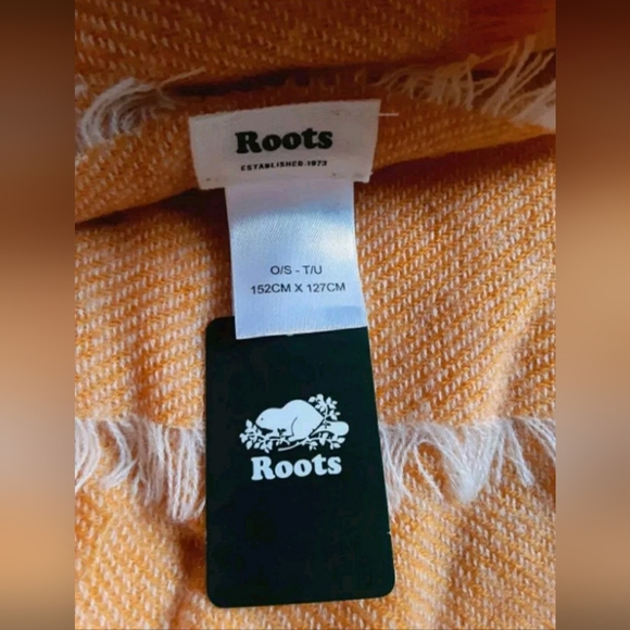 ROOTS NWT Stanhope Blanket Scarf - O/S - Picture 2 of 5